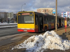 Resort funduszy wziął się za organizację transportu. "Mnożenie bytów ponad potrzeby"