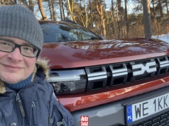 Sprawdziłem zużycie paliwa hybrydowej Dacii Duster. Z niedowierzaniem zerkałem na komputer pokładowy