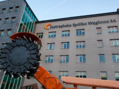 Zarząd JSW tnie sobie pensje, ZUS daje ulgi. Szach-mat związkowcy