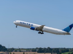 Miał lecieć do Ameryki Środkowej, wylądował w Tokio. Zorientował się, gdy lot mu się dłużył