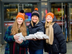 Tłusty czwartek z Radiem Łódź bez kolejek. Rozdajemy pączki w Łodzi, Sieradzu i Piotrkowie