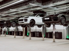 Porsche z rekordową inwestycją w stolicy. Nowy salon już działa