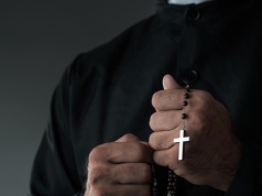 Orgie, narkotyki i zabójstwo. Szokujące sekrety księży z Sosnowca