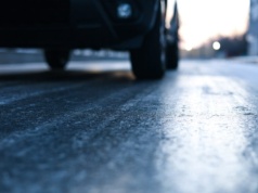 Oblodzenia, śnieg i alerty pogodowe – najnowsze prognozy dla UK