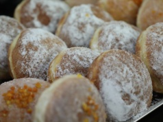 Będą dobre nawet przez 3-4 dni. Zrób to z pączkami, jeśli masz ich za dużo