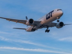 Internet na pokładach PLL LOT? Pasażerowie od dawna na to czekają