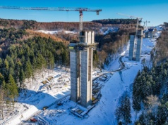 Via Carpatia w zimowej aurze. Roboty drogowe na S19 postępują mimo pogody