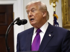 Donald Trump znosi regulacje klimatyczne. Koniec z "przyciskiem Obamy"