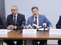 SN: Minister mógł odwołać rzeczników dyscyplinarnych Ziobry. To akt oskarżenia Schaba i zastępców