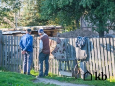 Sąsiad w sprytny sposób próbował przejąć jego działkę. Okazało się, że miał podstawy prawne