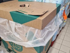 Pudełko w Biedronce to nic. Dajmy medal pani kierownik