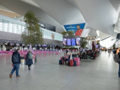 Na tych lotniskach najłatwiej poznać drugą połówkę. Paryż daleko w tyle