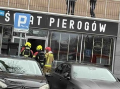 Zielona Góra. Pożar w pierogarni, na miejscu straż pożarna (ZDJĘCIA)