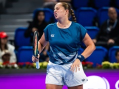 Jelena Ostapenko rozbita. 19-latka powalczy o tytuł