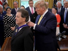 Doradca Trumpa i autor słynnej "krzywej Laffera": polski rząd przekracza granicę