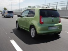 Nastolatki za kierownicą. Najgorzej jest nocą. Nowy raport UE