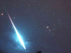 Niebo rozbłyśnie nad Polską. Zimowy spektakl spadających gwiazd