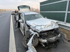 Oblodzona S-1 i zmiana kierunku śledztwa. Policja szuka świadków. Mamy nagranie z momentu kolizji!