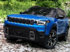 Nowy silnik 1.6 210 KM Hybrid na razie nie trafi do Europy. Stellantis analizuje możliwości