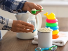 Regulator wycofuje preparat dla niemowląt. Przekroczone limity jodu i selenu