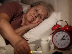 Dlaczego starsi ludzie nie mogą spać? Ekspert: to przez trzy ważne zmiany