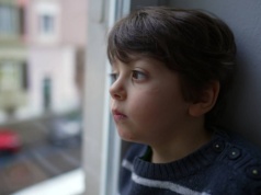 Krzyk rodzica zamiast wsparcia to nadal standard. Dzieci płacą za to brakiem pewności siebie