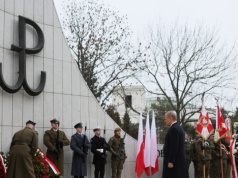 Donald Tusk: Żołnierze AK stanęli do walki o wolność i godność Polski