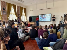 Podstawówka w Bystrzycy kibicowała swojej absolwentce. Szkolna strefa kibica dla Anny Milerskiej