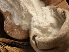 Te robaki mogą opanować całą kuchnię. Sprawdź, czy masz je w szafce z mąką