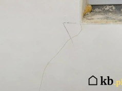 Zima obnaża błędy budowy. Dlaczego elewacja pęka już po kilku sezonach