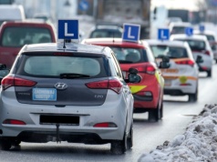 Wypadek na kursie prawa jazdy. Odpowiada kursant czy instruktor? Sąd rozstrzygnął spór