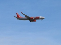 Chaos na pokładzie i awaryjne lądowanie. Pasażerów wyprowadziła policja