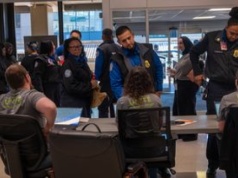 Shutdown w USA uderza w lotniska. Agenci TSA pracują bez wynagrodzenia