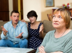 Teściowa zadała mi pytanie. Poczułam się, jakby mi dała w twarz