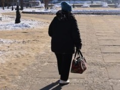 Za stara, by mieć dom. "Zatrzaskują mi drzwi przed nosem"