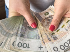 1947 zł z KRUS. Kiedy trzynastka trafi na konta?