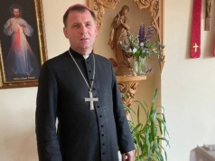 Bp Pavlo Honcharuk: ludzie śpią w kurtkach, pod kilkoma kocami