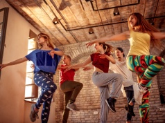 Aktywny Dzień Kobiet w OSiR Polna. Darmowe zajęcia z zumby i stretchingu