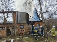Walentynkowy dramat w Kąkolówce: Pożar domu postawił służby na nogi