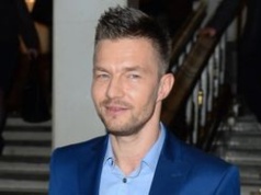 Unieważnił ślub kościelny. Jego pierwszą żonę znają wszyscy