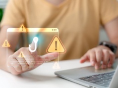 4 sygnały, że "Urząd Skarbowy" to złodziej. Oszuści polują na zwrot podatku