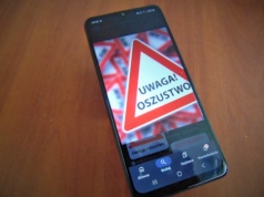 Seniorka i “inżynier z platformy wiertniczej”. To nie mogło się udać