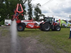 Opryskiwacz sam wykryje chorobę i opryska tylko tam, gdzie trzeba