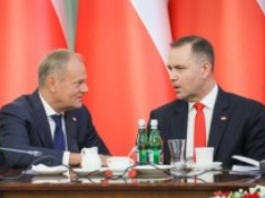 Premier odpowiada prezydentowi. "Wara od moich wnuczek"