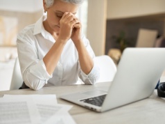 Cichy problem biur. Szefowie nagminnie dyskryminują pracowników 50+