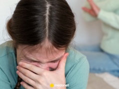 Dorosła córka ma żal do matki? Powodem może być parentyfikacja. To jej oznaki