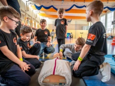 Edukacja i zabawa pod jednym dachem. OSP Świlcza zainaugurowała bezpieczne ferie