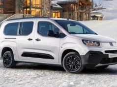 Fiat wprowadza na rynek Doblò Maxi 5 Bianco Gelato