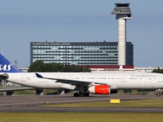 Krótko po starcie pilot nadał sygnał "mayday". Na pokładzie wybuchł pożar