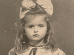 Tak wyglądała jako mała dziewczynka. Dzisiaj znają ją wszyscy Polacy